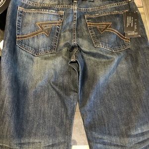 NEW  w/TAGS ROCK AND REPUBLIC 34x32 dark blue